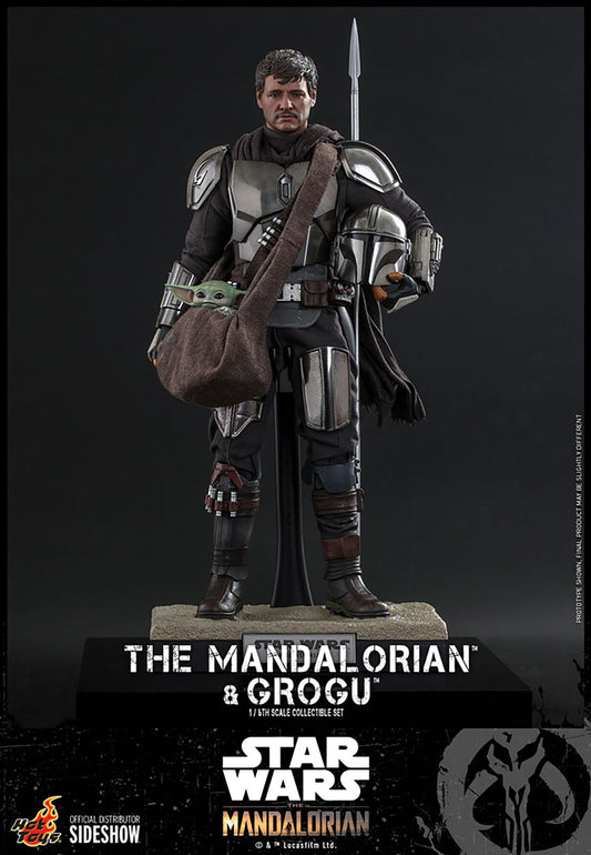 Hot Toys Star Wars The Mandalorian™ The Mandalorian and Grogu 1/6th TMS051 Scale Collectible Figure Set